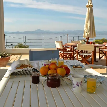 בית נופש Luxury Beach House Viewing At The Corinthian Gulf