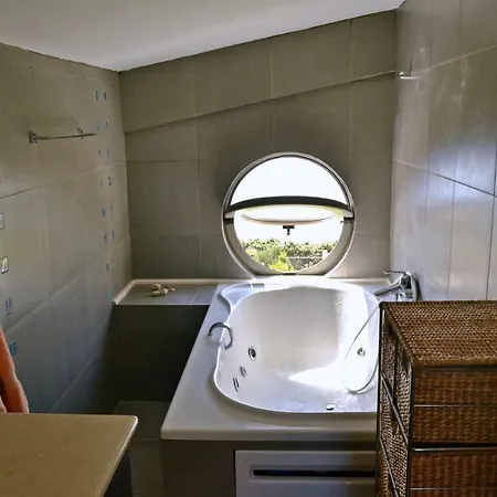 Luxury Beach House Viewing At The Corinthian Gulf 펜션 불리아그메니 호수